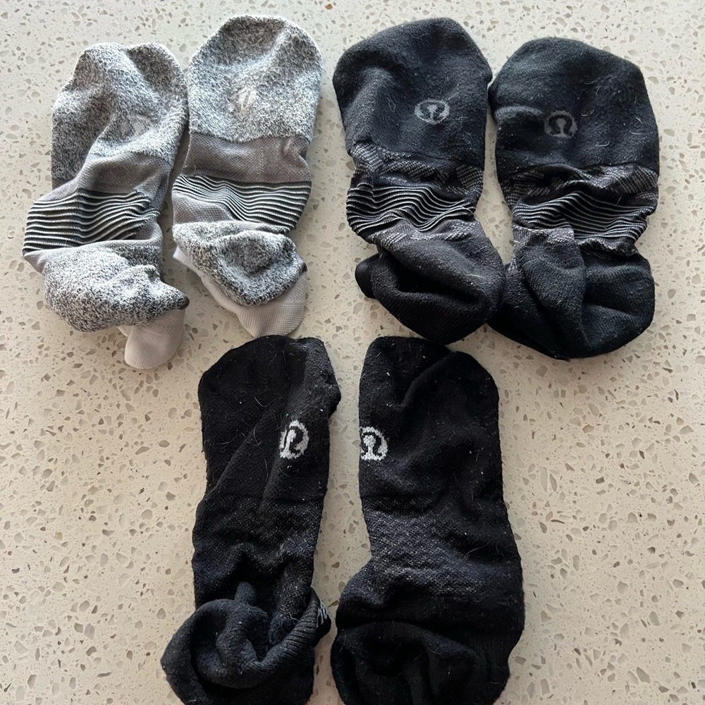 Lululemon socks - Picture 2 of 2